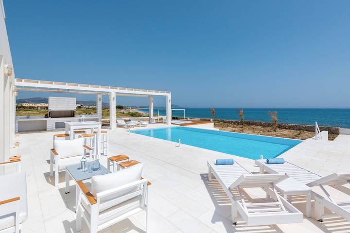 Filter.villa.villa pour 15 personnes, avec Balcon et Terrasse ainsi que Jardin et Bassin pour enfant dans Rhodes