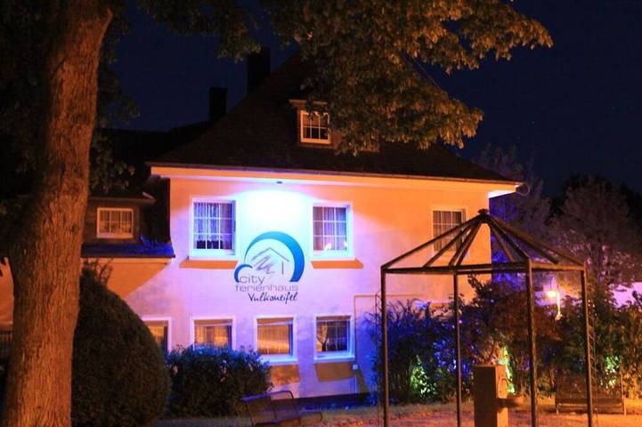 Ferienhaus für 6 Personen, mit Sauna und Terrasse, mit Haustier in Daun