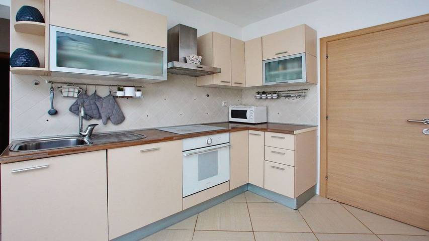 Ferienwohnung für 7 Personen, mit Garten in Bibinje - 3