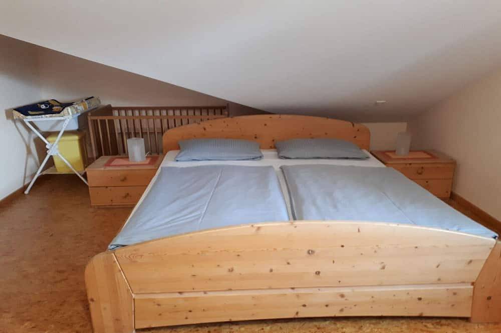 Ganze Wohnung, Ansprechende Wohnung in Bayern in Schöllnach, Ostbayern