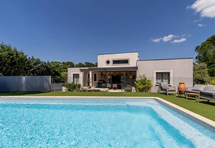 Location de vacances pour 12 personnes à Nîmes - 2