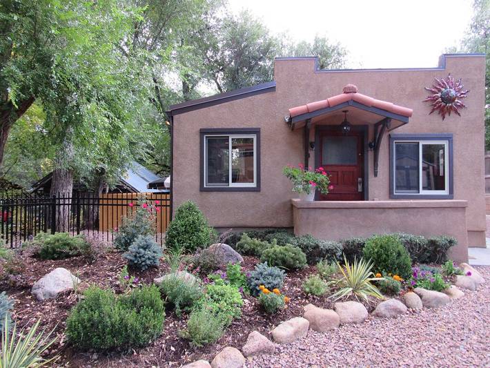 Vacation rental for 5 people, with terrace and yard, with pets in Colorado Springs