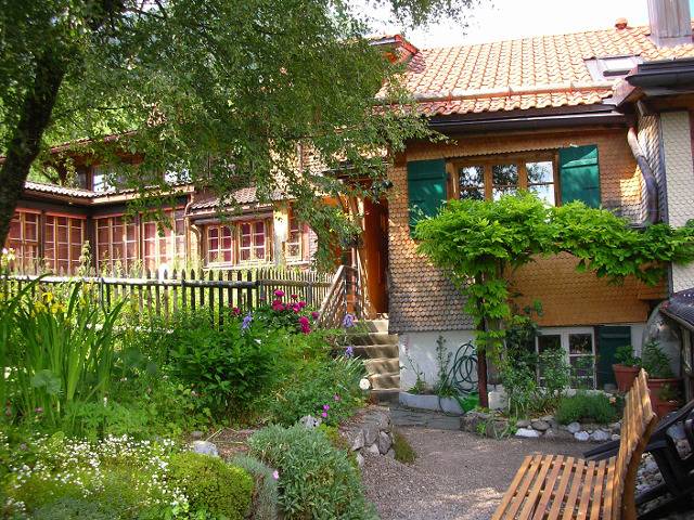 Appartement de vacances entier, Appartement Fauvettes - 3 chambres à coucher, 112m², 5 personnes in Château-d' Œx, Alpes Vaudoises