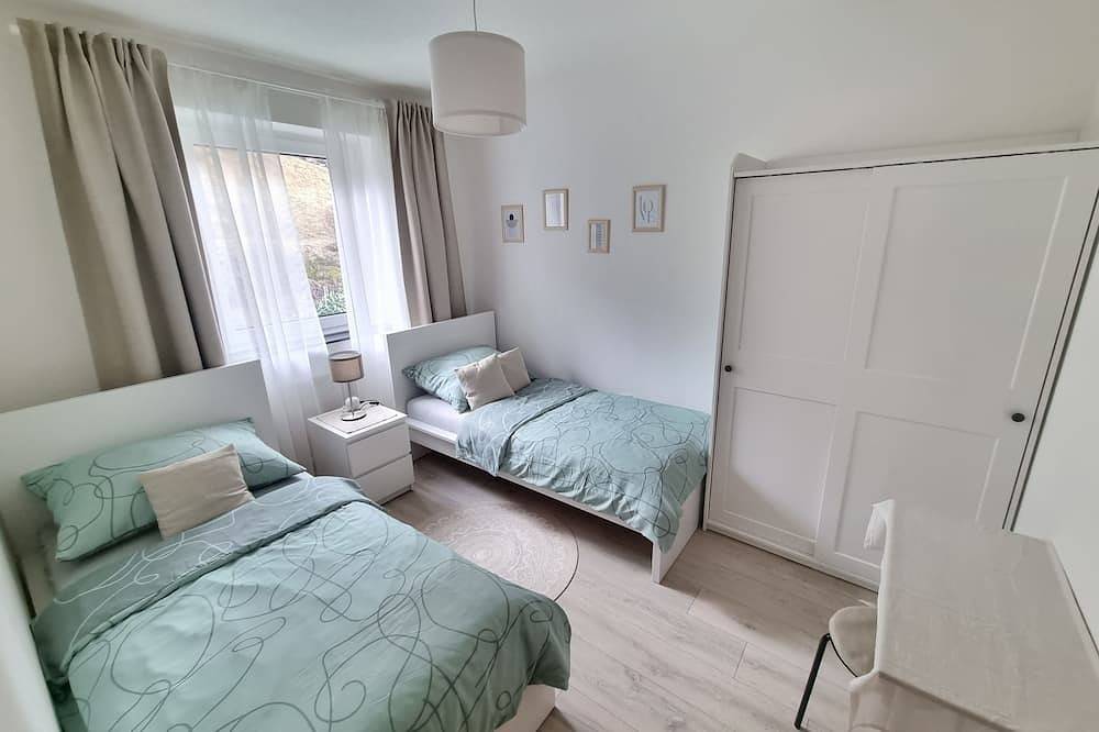 Ganze Wohnung, Schöne Idyllische 75m² große Ferienwohnung in Krumpendorf am Wörthersee, Klagenfurt-Land