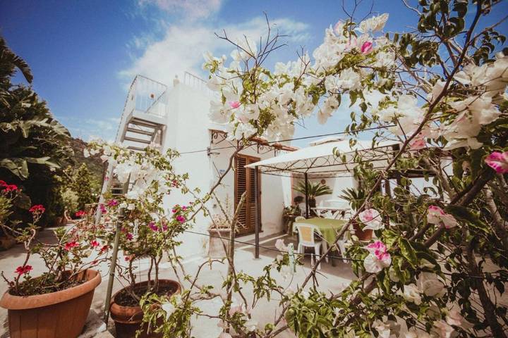 Chambre d’hôte pour 6 personnes, avec vue et jardin à Lipari - 3