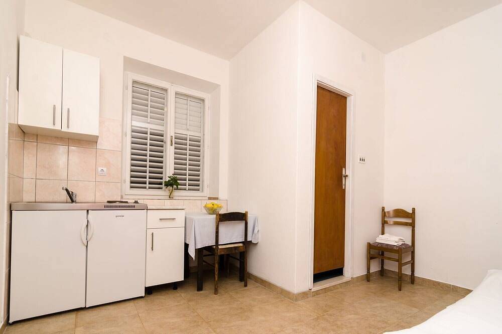 Ganze Wohnung, Guest House Kiko - Apartment with Balcony (A5) in Pomena, Mljet