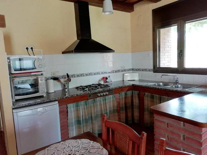 Casa rural para 7 personas, con Terraza y Jardín además de Piscina y Vistas en Parlabá - 2