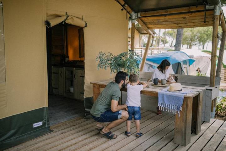 Camping pour 5 personnes, avec jardin ainsi que piscine et bassin pour enfant à Lloret de Mar - 4