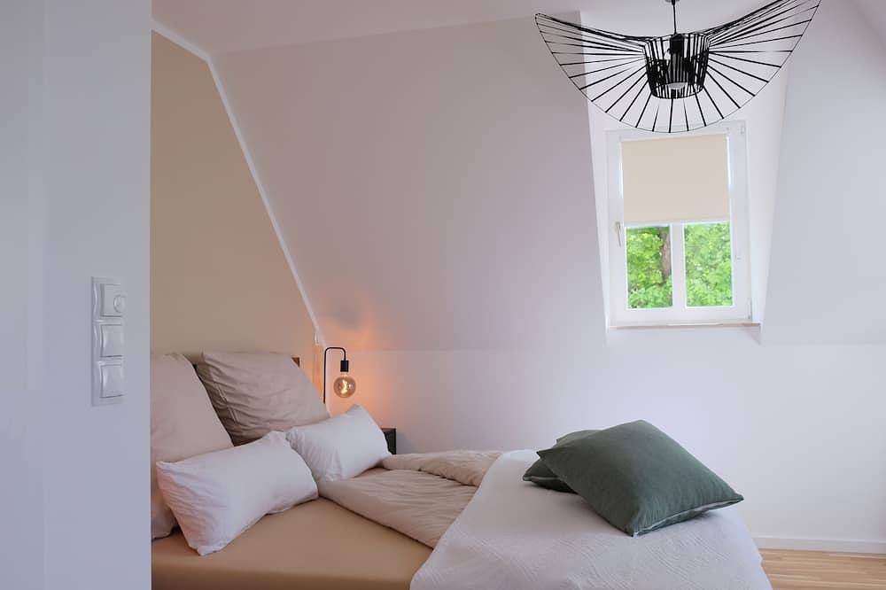 Ganze Wohnung, Ferienwohnung See Um'S Eck - modernes Apartment mit Loggia direkt am Hainer See in Kahnsdorf, Neukieritzsch