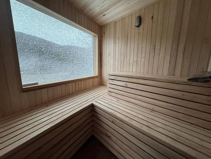 Location de vacances pour 6 personnes, avec vue et jardin ainsi que balcon et sauna à Marchin - 4