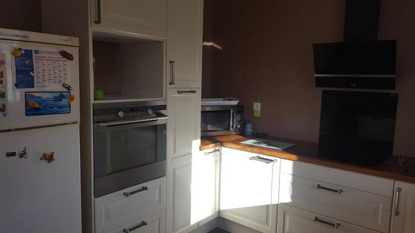 Gîte pour 2 personnes, avec jardin et piscine ainsi que vue et terrasse à Montfaucon (Doubs) - 3