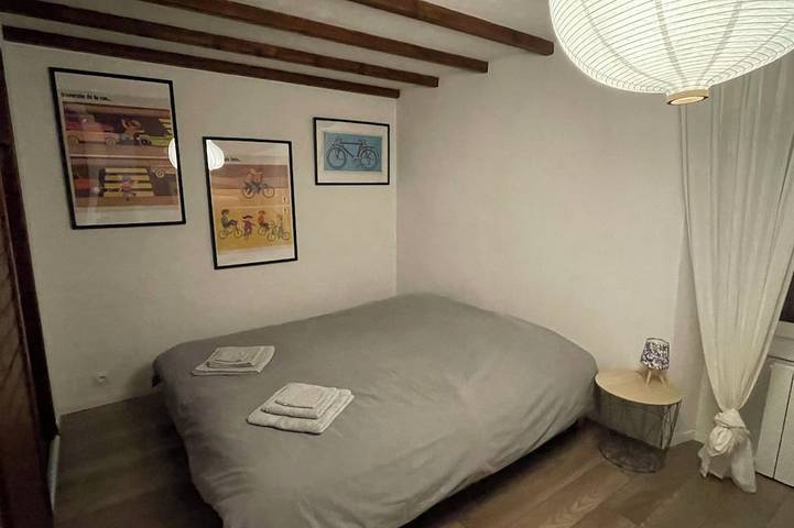 Apartamento entero, 5 minutes from the village, spacious accommodation in a typical Vercors farmhouse in Autrans-Méaudre-en-Vercors, Parc naturel régional du Vercors