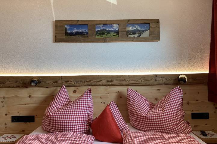 Hütte für 7 Personen, mit Garten und Sauna sowie Terrasse in Aschau im Zillertal - 3