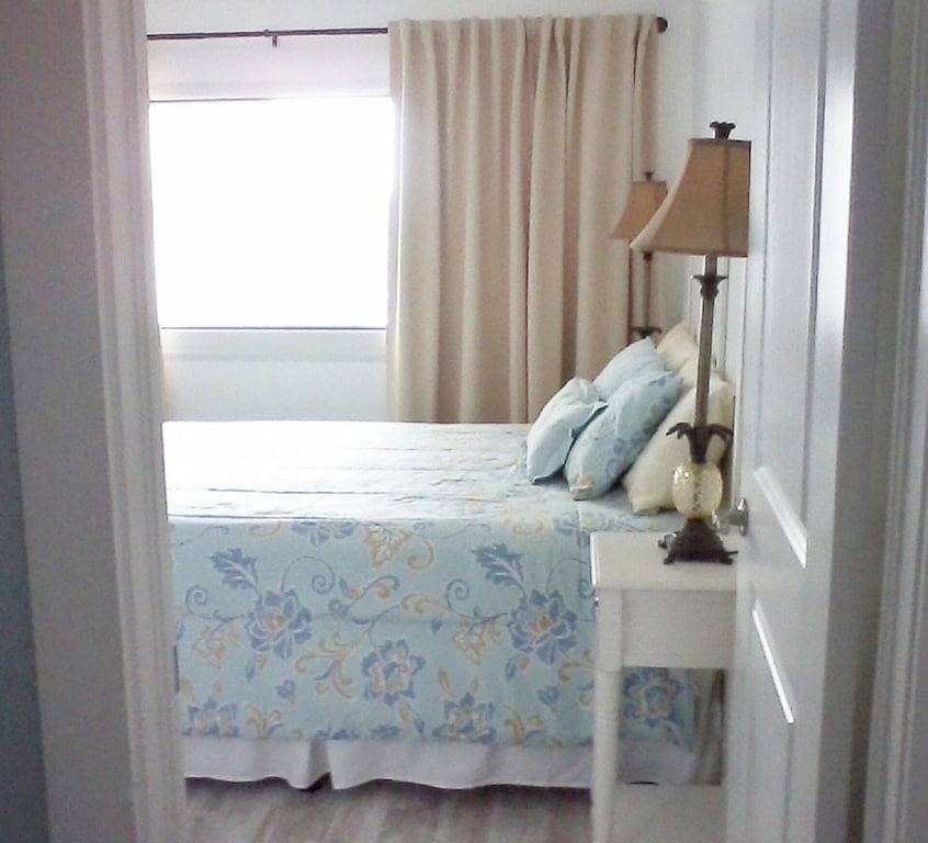 Beach Rental for 8 Guests in Emerald Coast