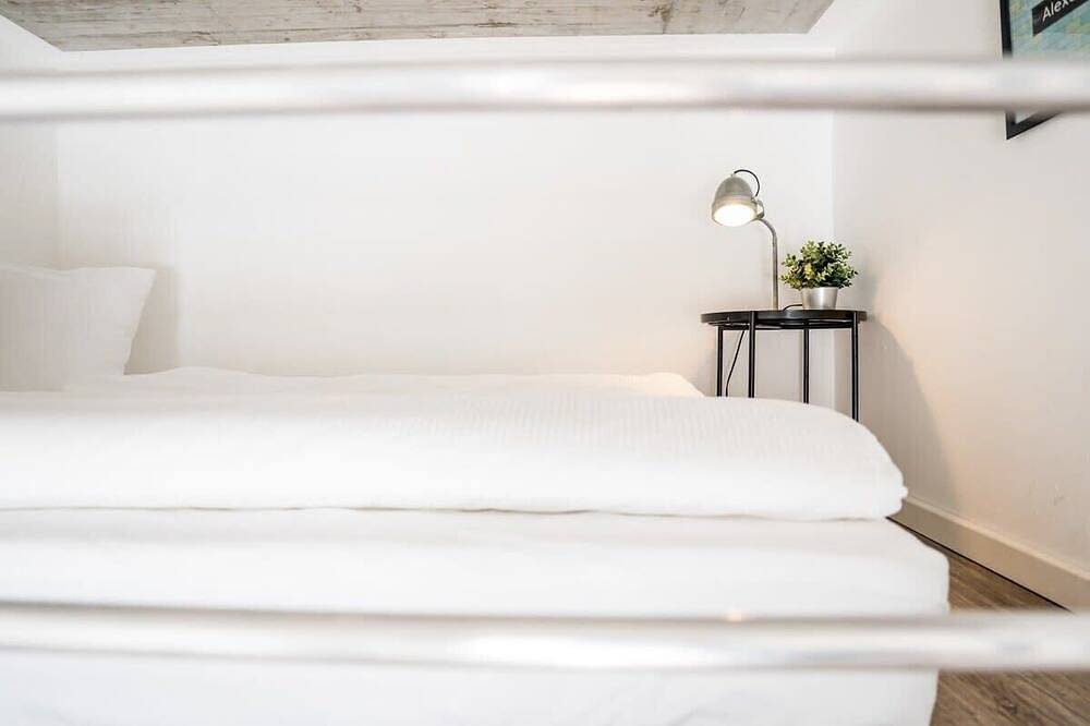 Ganze Wohnung, Apartment für 4 Berlin-Mitte Online Check-In in Kreuzberg Berlin, Berlin