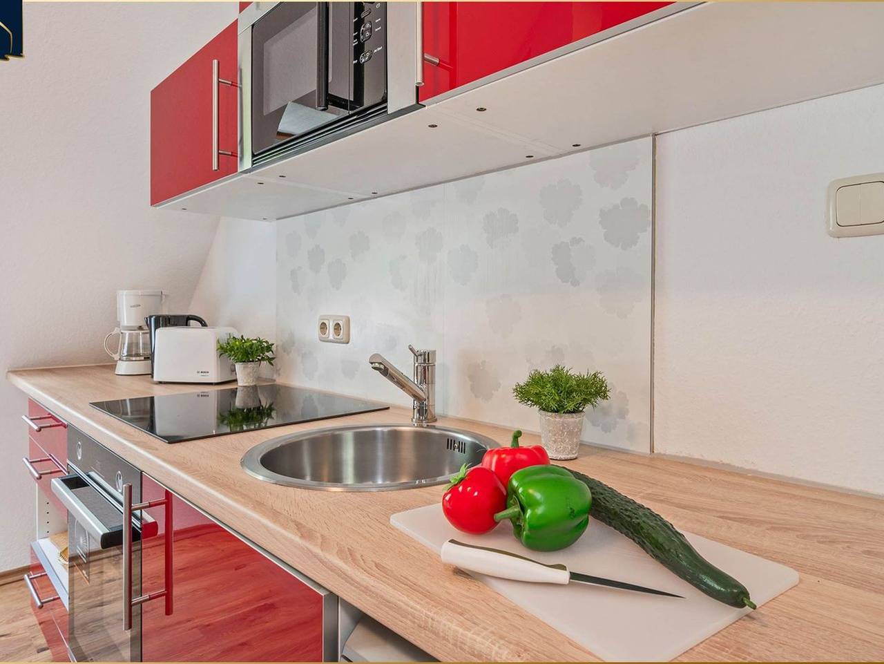 Entire holiday apartment, Ferienwohnung Am Bahnhof - Ferienwohnung Nahe des  Bahnhofs in Seebad Ahlbeck mit Terrasse und Gartenblick in Drei Kaiserbäder, Heringsdorf