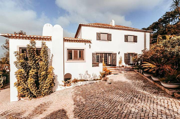 Chalé para 7 pessoas, com jardim e varanda na Costa de Estoril
