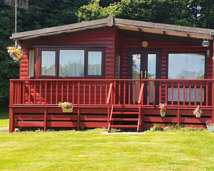 Holiday rental for 4 people, with Balcony and Terrace as well as Garden and Lake view in Mid-Wales
