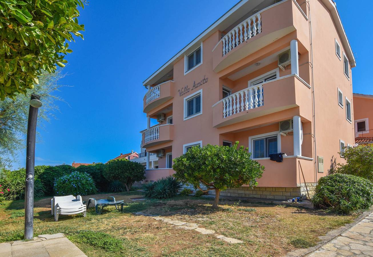 Ganze Wohnung, Apartments Anita in Ugrinici, Tkon