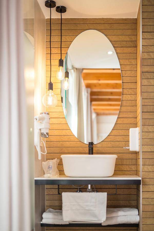 Hôtel pour 4 personnes, avec terrasse à Burgos - 2