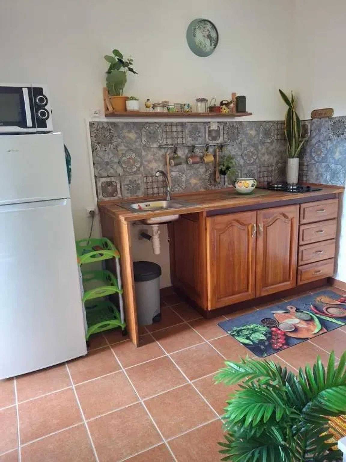 Gemütliches Haus in Sainte-Rose, 25 m² mit Balkon in Sainte-Rose, Guadeloupe