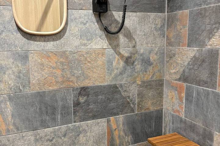 Location de vacances pour 4 personnes, avec jacuzzi et jardin ainsi que sauna et piscine, animaux acceptés à Forest-l'Abbaye - 4