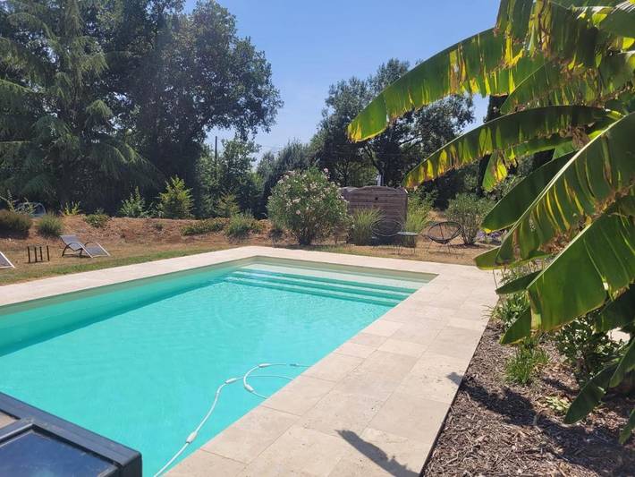 Location de vacances pour 4 personnes, avec Terrasse et Jardin ainsi que Piscine et Vue à Montayral - 2