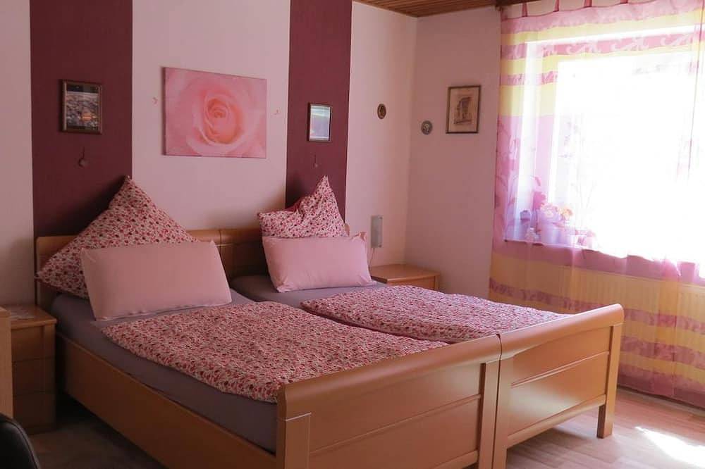 Ganze Wohnung, Ferienwohnung Link - Fewo. mit Bad, Schlaf-, Wohnzimmer(Couchbett) in Oberwesel, Mittelrhein