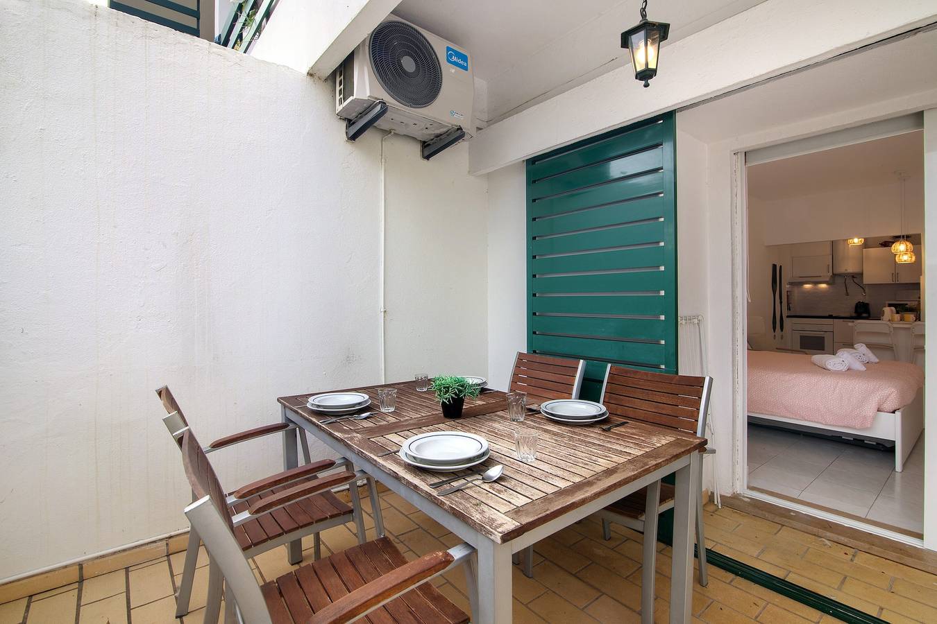 Appartement entier, Appartement 'Peixe and Barco Studio's' avec piscine partagée, Wi-Fi et climatisation in Vilamoura, Quarteira