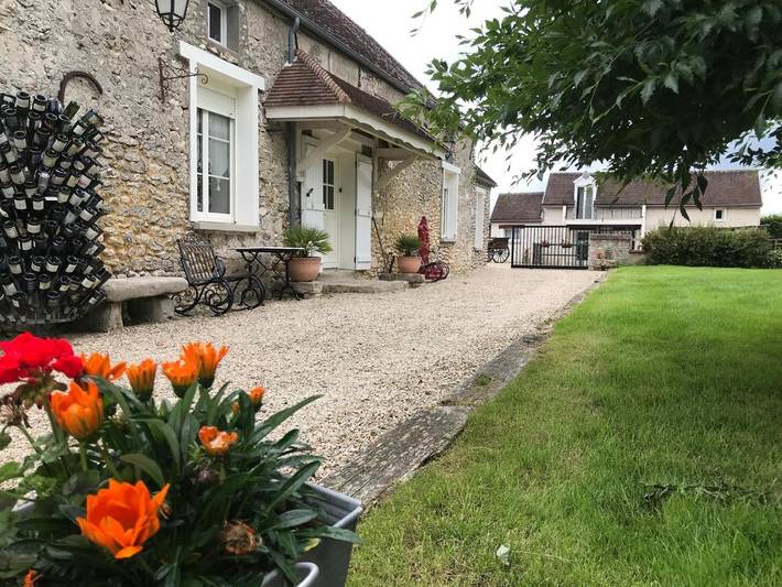 Chambre d’hôte pour 5 personnes, avec Terrasse ainsi que Jardin et Vue