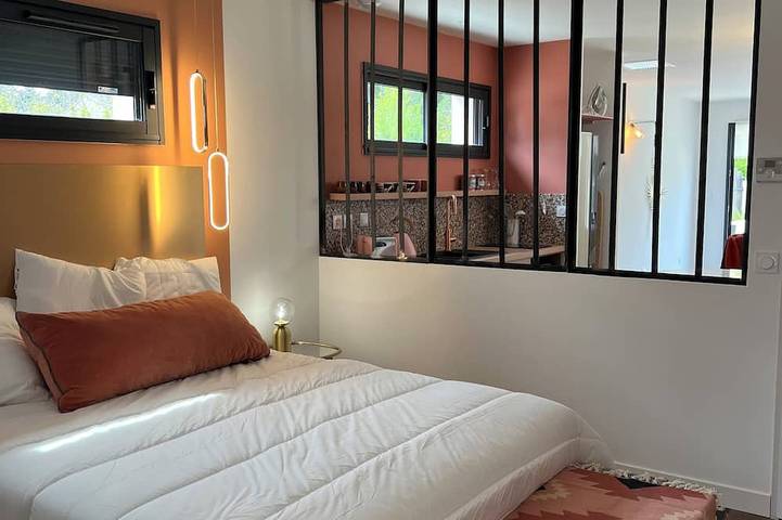 Location de vacances pour 3 personnes, avec jardin et piscine à Mollégès - 4