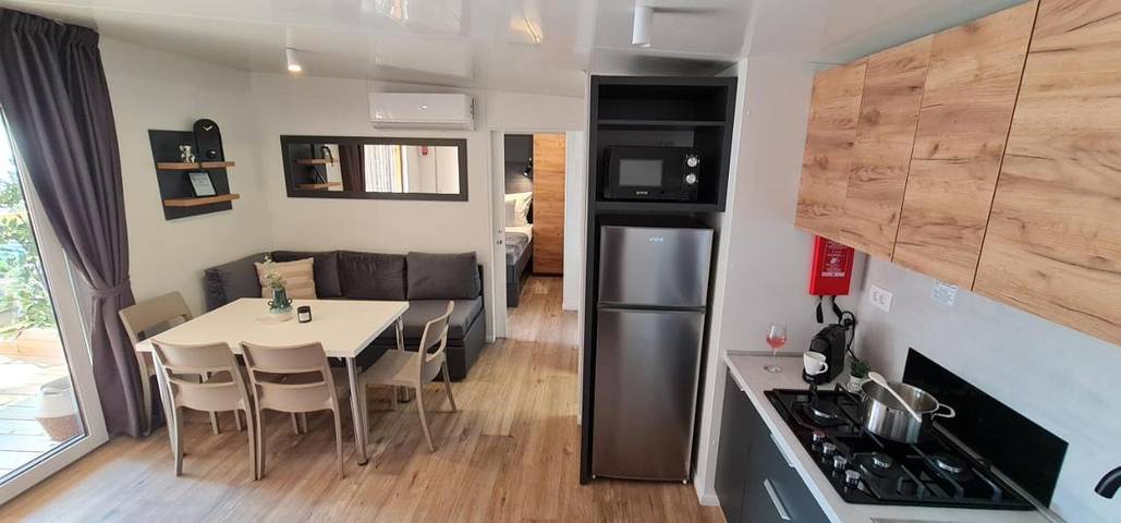 Camping pour 8 personnes, avec jardin à Biograd na Moru - 4