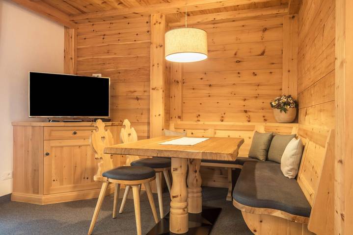 Appartamento vacanze per 4 persone, con Balcone e Giardino nonché Sauna in Val Gardena