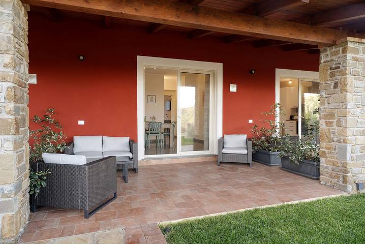 Appartamento intero, Appartamento 'Rosmarino' con vista mare, Wi-Fi e aria condizionata in Montecorice, Cilento Coast