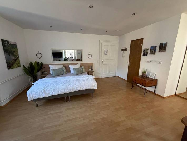 Gästehaus für 2 Personen, mit Terrasse und Garten - 1