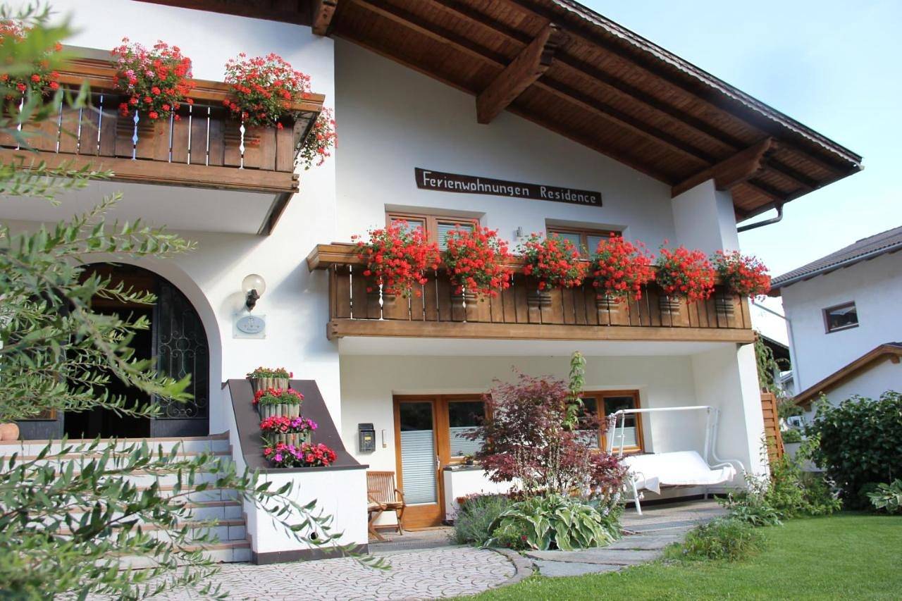 Two-Bedroom Apartment with Terrace (6 Adults) in Burgeis, Mals