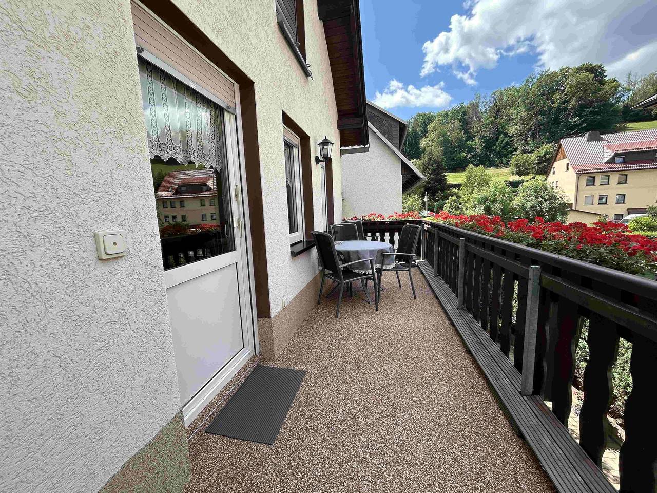 Ganze Ferienwohnung, Ferienwohnung Zerrenner - Ferienwohnung mit drei Räumen in Döschnitz, Ostthüringen