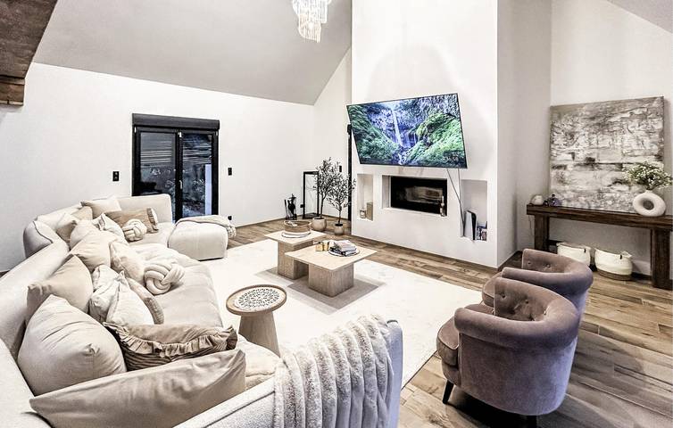 La Milesse 1km - Cozy Apartment with Pool & Parking in La Milesse, Sarthe