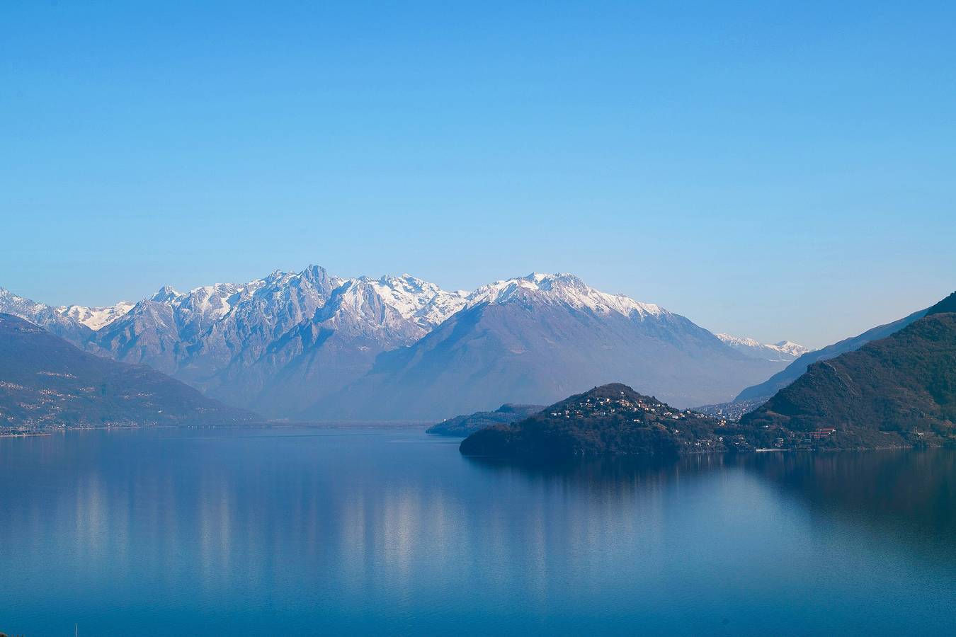 Appartamento 'Casa sul Lago di Como' con vista lago, Wi-Fi e aria condizionata in Pianello del Lario, Lago di Como