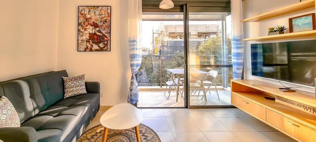 Location de vacances pour 4 personnes, avec balcon et vue à Tel Aviv