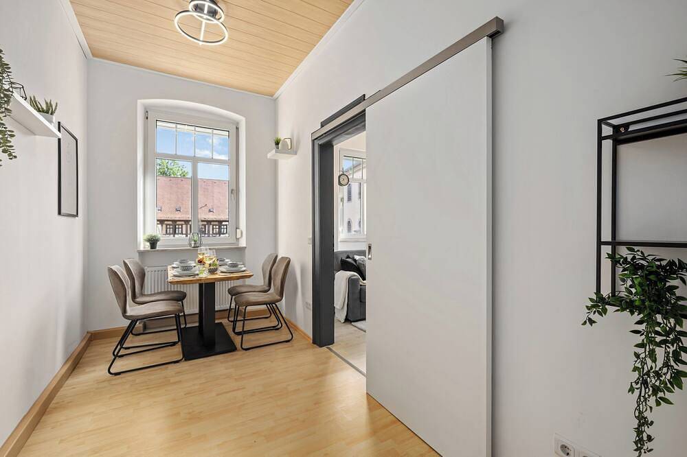 Entire apartment, Self-check-in apartment with high-speed Wifi and free parking in the city center in Bad Kissingen, Rhön-Bayern