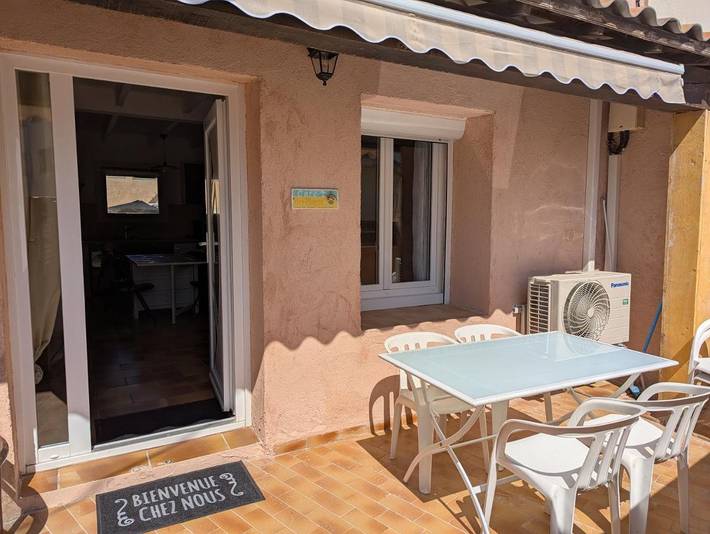 Location de vacances pour 6 personnes, avec vue et balcon dans Port De Carro Martigues - 2