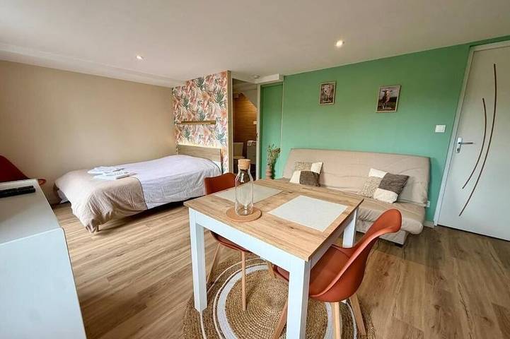 Appartement entier, Le Puy Douillet - Studio nature & moutons in Chauché, Vallée de la Loire