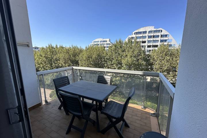 Gîte pour 4 personnes, avec balcon, adapté aux familles dans Plage du Grand-Travers - 4