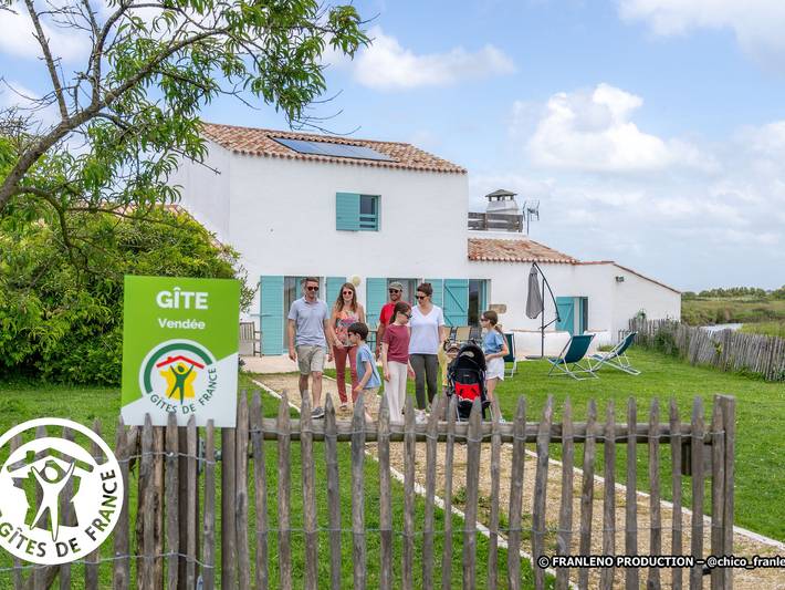 Gîte pour 11 personnes, avec Jacuzzi et Terrasse ainsi que Jardin et Sauna à Bois-de-Céné - 2
