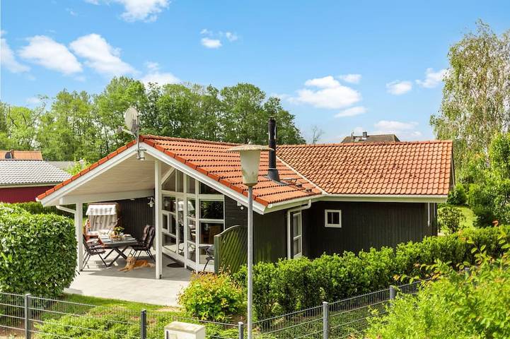 Bungalow für 4 Personen, mit Sauna und Terrasse sowie Garten, mit Haustier