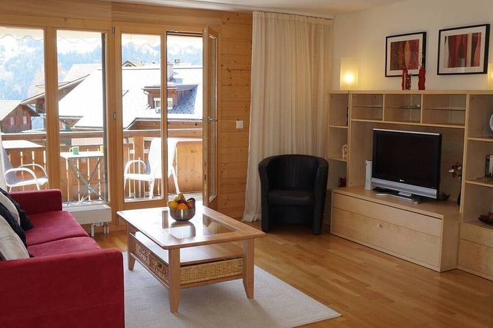 Hütte für 4 Personen, mit Garten und Balkon in Wengen