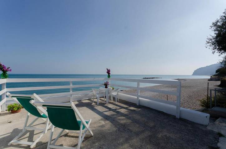Casa vacanza per 4 persone, con Terrazza e Giardino nonché Panorama a Mattinata