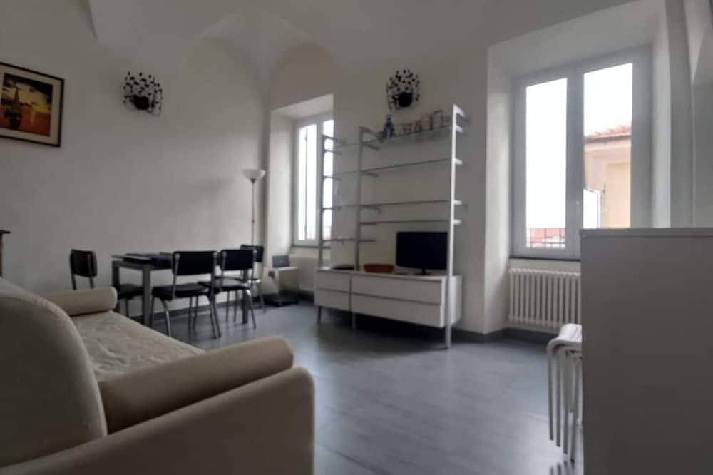 Entire apartment, Two-room apartment 3 minutes walk from the beach and downtown in Laigueglia, Riviera di Ponente