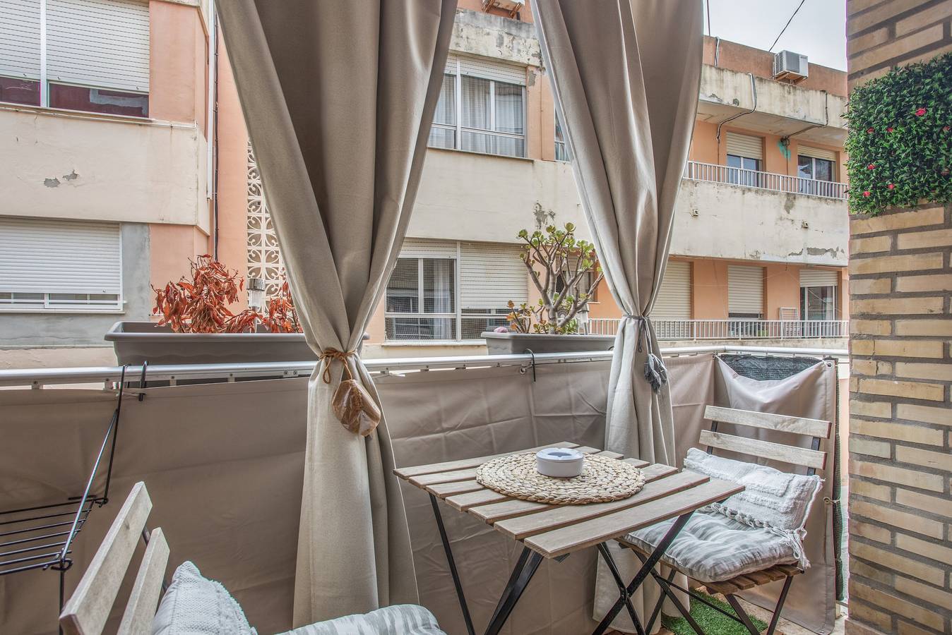Ganze Wohnung, Apartment 'Playa Valencia' mit Terrasse, Wlan und Klimaanlage in Sueca, Costa de Valencia
